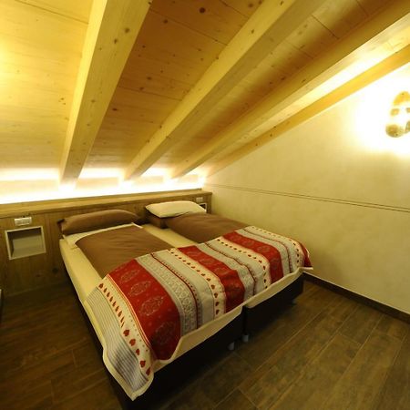 Alpen Flower By Livigno Accomodation Exterior photo